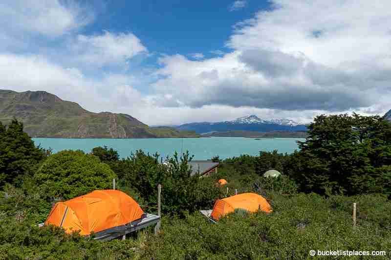 Where to stay when doing the W trek