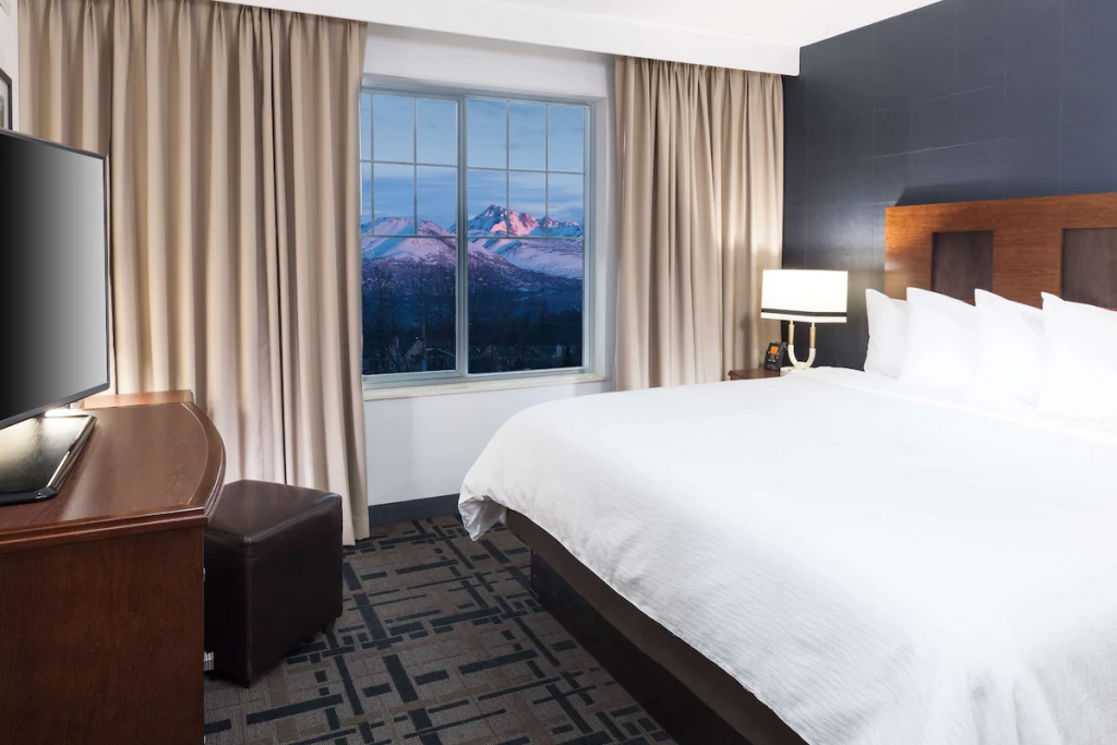 Best Places to Stay in Alaska: Incredible Lodges, Hotels & Vacation Rentals 22 image