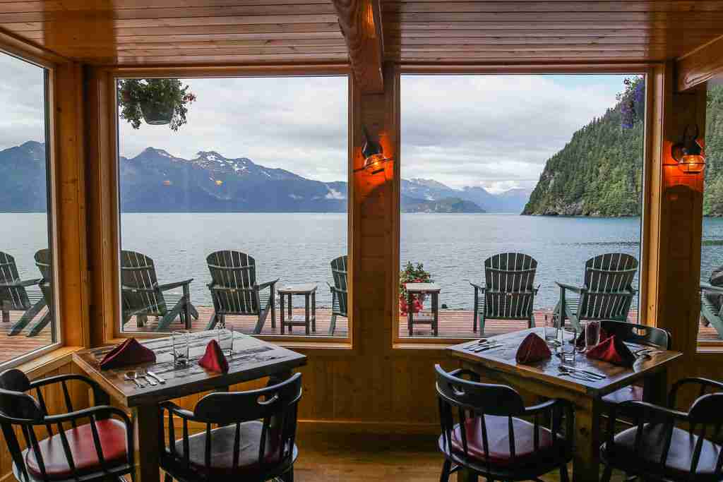 Best Places to Stay in Alaska: Incredible Lodges, Hotels & Vacation Rentals 36 kenaifjordslodge